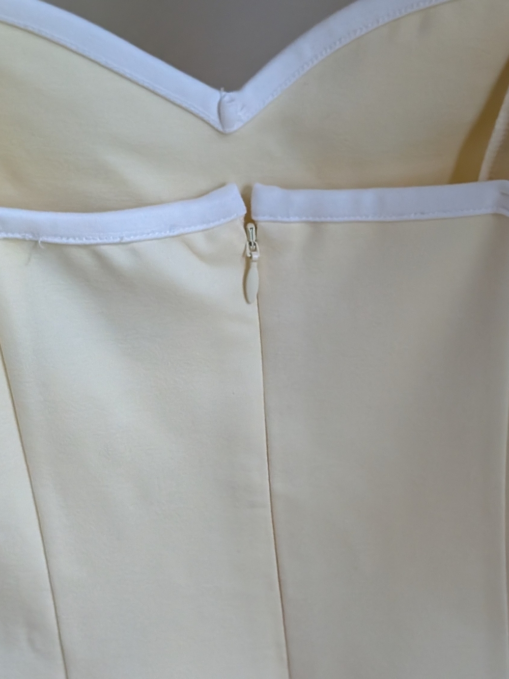 ✨SOLD✨ NWT Reformation Remi Spaghetti Knit Strap Midi Dress In Light Yellow - S - Picture 6 of 9